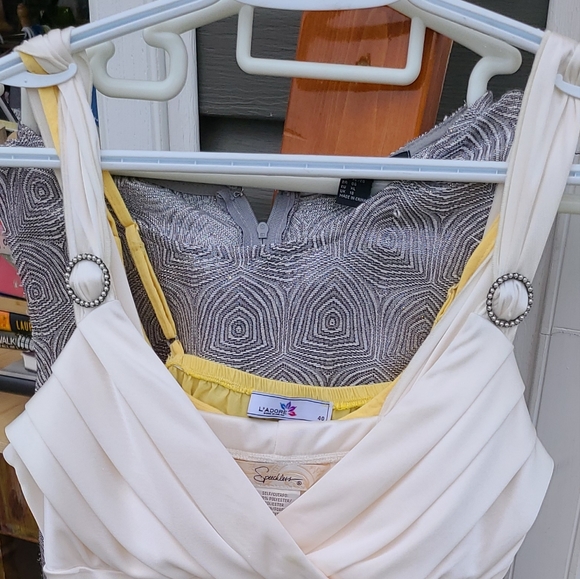 8) White Marilyn Dress - Picture 3 of 4